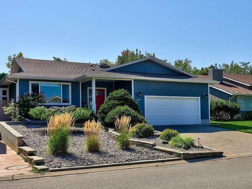 441 Robson Drive, Kamloops, BC - Outdoor With Facade