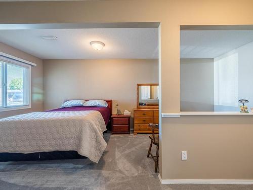 9-2630 Nechako Drive, Kamloops, BC - Indoor Photo Showing Bedroom