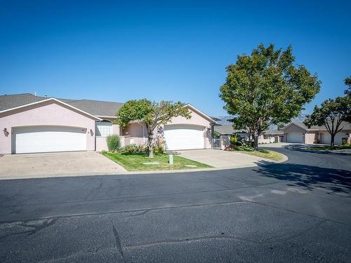 9-2630 Nechako Drive, Kamloops, BC - Outdoor With Facade