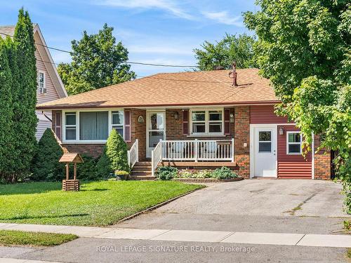 2166 Victoria St, Innisfil, ON - Outdoor With Facade