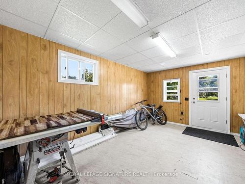 2166 Victoria St, Innisfil, ON - Indoor