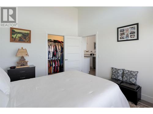 1436 Tower Ranch Drive, Kelowna, BC - Indoor Photo Showing Bedroom