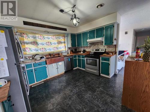 2189 Mcbride Crescent, Prince George, BC - Indoor Photo Showing Kitchen