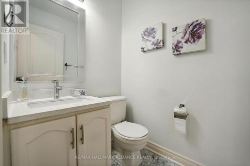 179 Romain Crescent, Oakville (College Park), ON - Indoor Photo Showing Bathroom