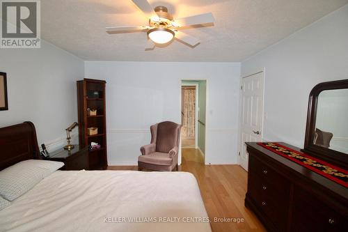 290 2Nd Avenue, Hanover, ON - Indoor Photo Showing Bedroom