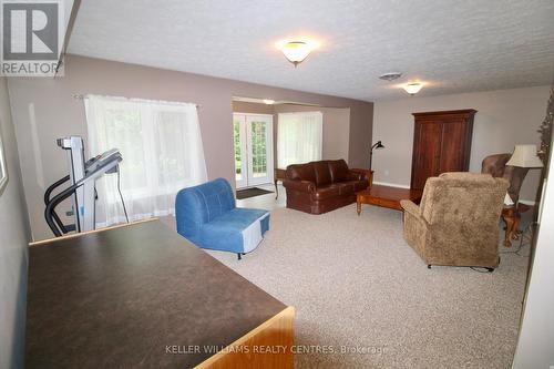 290 2Nd Avenue, Hanover, ON - Indoor