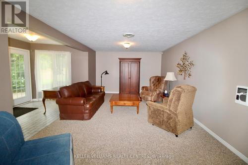 290 2Nd Avenue, Hanover, ON - Indoor