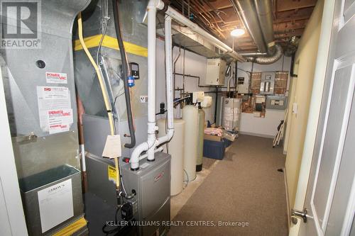 290 2Nd Avenue, Hanover, ON - Indoor Photo Showing Basement