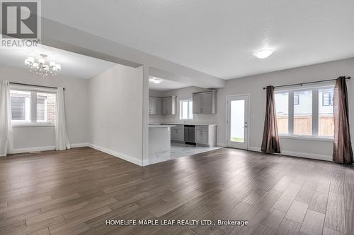 3007 Doyle Drive, London, ON - Indoor Photo Showing Living Room