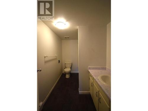 317 Stibbs  Street, Nelson, BC - Indoor Photo Showing Bathroom