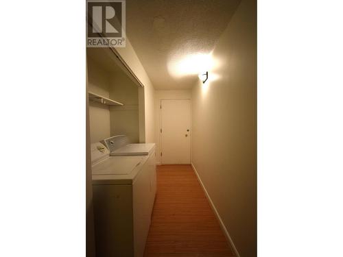 317 Stibbs  Street, Nelson, BC - Indoor Photo Showing Laundry Room