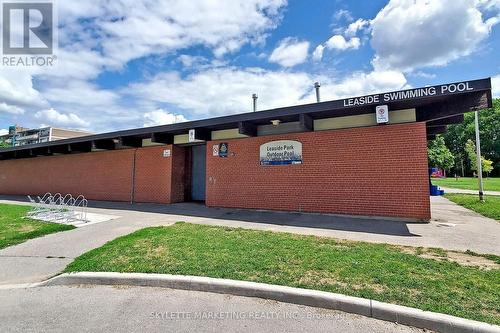 510 - 1 Leaside Park Drive, Toronto (Thorncliffe Park), ON - Outdoor