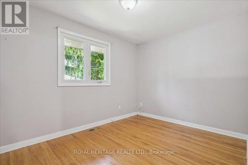 26 Oakridge Drive, Toronto (Cliffcrest), ON - Indoor Photo Showing Other Room