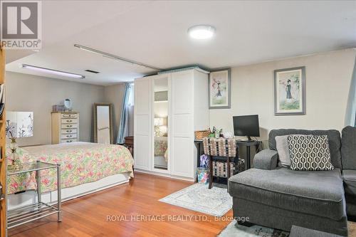 26 Oakridge Drive, Toronto (Cliffcrest), ON - Indoor Photo Showing Living Room