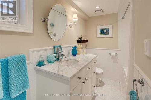 1522 Glenhill Crescent, Mississauga (Lorne Park), ON - Indoor Photo Showing Bathroom