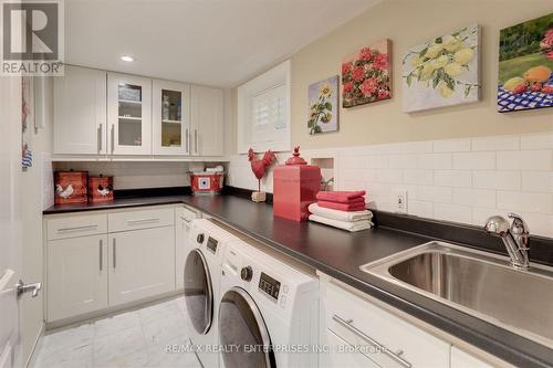 1522 Glenhill Crescent, Mississauga (Lorne Park), ON - Indoor Photo Showing Laundry Room