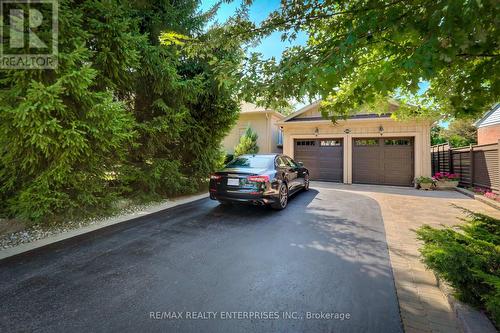 1522 Glenhill Crescent, Mississauga (Lorne Park), ON - Outdoor