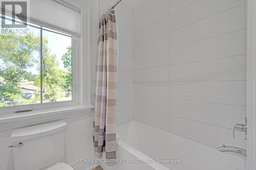 1 - 2134 New Street, Burlington (Brant), ON - Indoor Photo Showing Bathroom