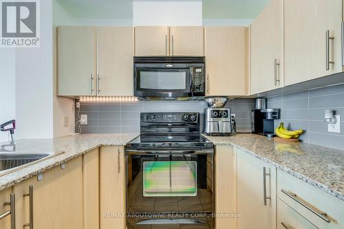 2201 - 3515 Kariya Drive, Mississauga (City Centre), ON - Indoor Photo Showing Kitchen