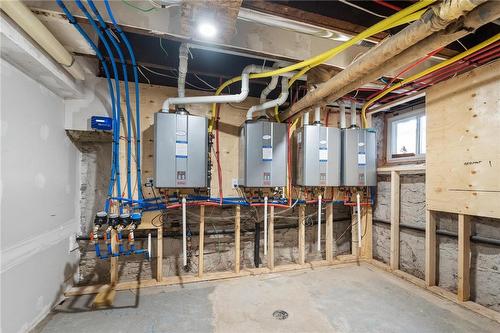 132 Holton Avenue S, Hamilton, ON - Indoor Photo Showing Basement