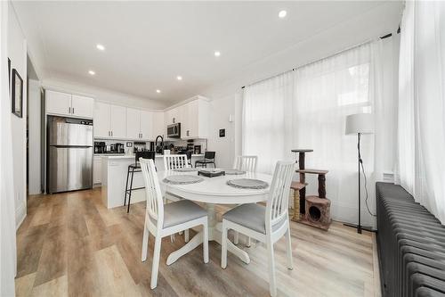 132 Holton Avenue S, Hamilton, ON - Indoor Photo Showing Dining Room