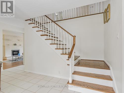 12 Blackforest Drive, Richmond Hill, ON - Indoor Photo Showing Other Room