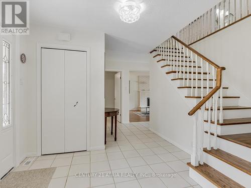 12 Blackforest Drive, Richmond Hill, ON - Indoor Photo Showing Other Room