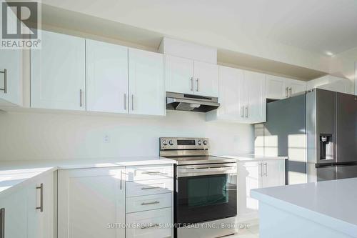 47 East Vista Terrace, Quinte West, ON - Indoor Photo Showing Kitchen With Upgraded Kitchen