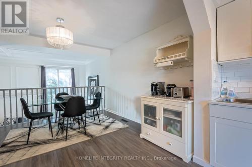 17 - 246 Tupper Boulevard, New Tecumseth, ON - Indoor Photo Showing Dining Room