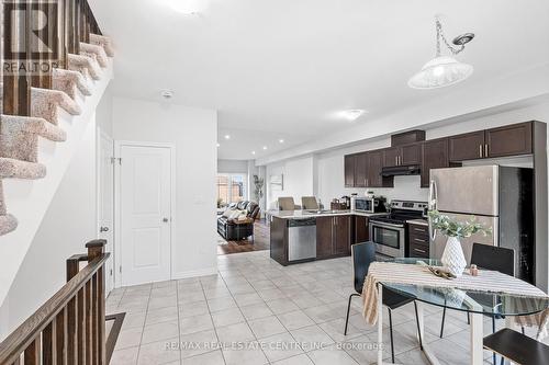 49 Crossings Way, Hamilton (Rymal), ON - Indoor Photo Showing Kitchen