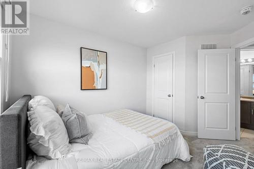 49 Crossings Way, Hamilton, ON - Indoor Photo Showing Bedroom