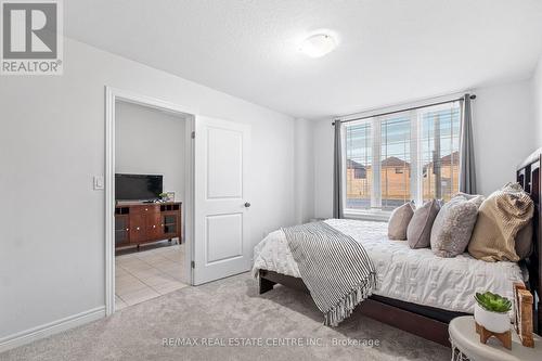 49 Crossings Way, Hamilton (Rymal), ON - Indoor Photo Showing Bedroom