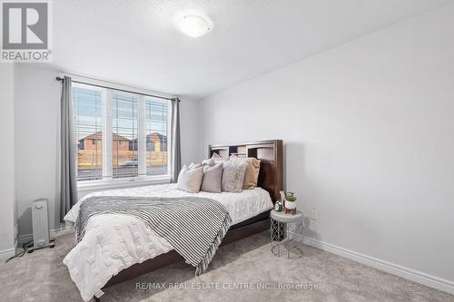 49 Crossings Way, Hamilton (Rymal), ON - Indoor Photo Showing Bedroom