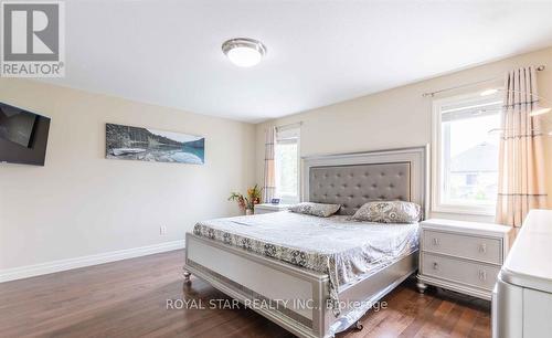 1025 Gleneagle Trail, London, ON - Indoor Photo Showing Bedroom