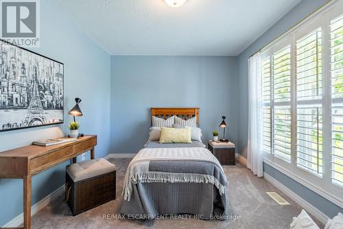 1 Meadowlea Court, Haldimand, ON - Indoor Photo Showing Bedroom