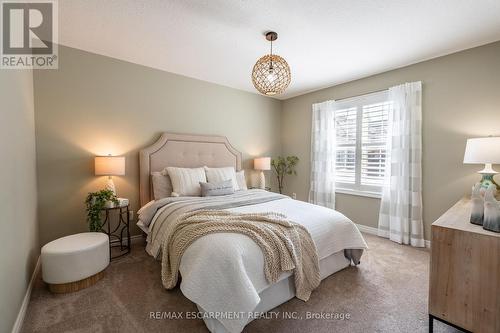 1 Meadowlea Court, Haldimand, ON - Indoor Photo Showing Bedroom