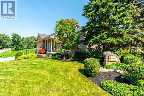 1 Meadowlea Court, Haldimand, ON - Outdoor