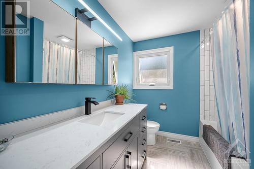 34 Lindhurst Crescent, Ottawa, ON - Indoor Photo Showing Bathroom