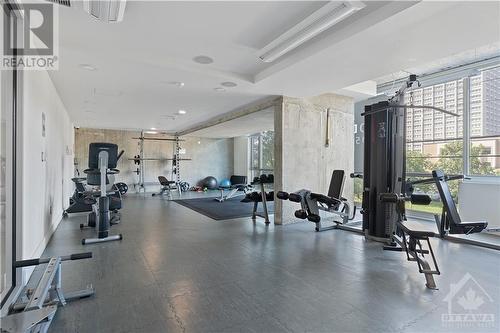 Need to destress... - 201 Parkdale Avenue Unit#901, Ottawa, ON - Indoor Photo Showing Gym Room