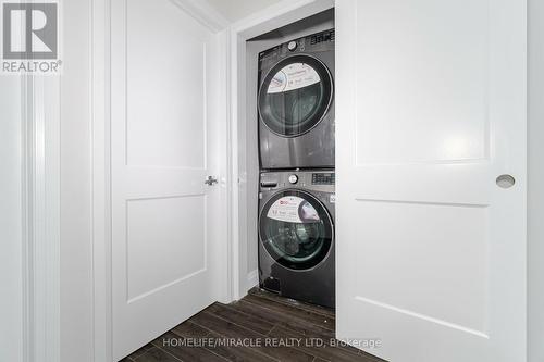 20 Helmsdale Crescent, Toronto (West Humber-Clairville), ON - Indoor Photo Showing Laundry Room