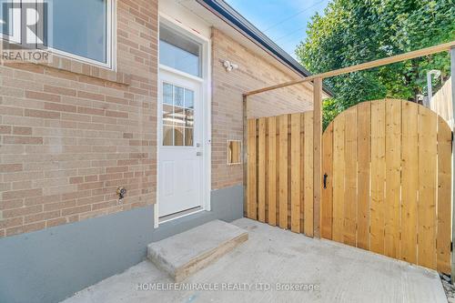 20 Helmsdale Crescent, Toronto (West Humber-Clairville), ON - Outdoor With Exterior