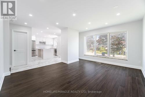 20 Helmsdale Crescent, Toronto (West Humber-Clairville), ON - Indoor