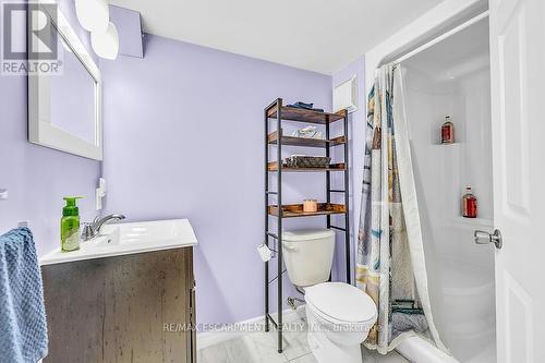 2439 Barclay Road, Burlington (Brant), ON - Indoor Photo Showing Bathroom