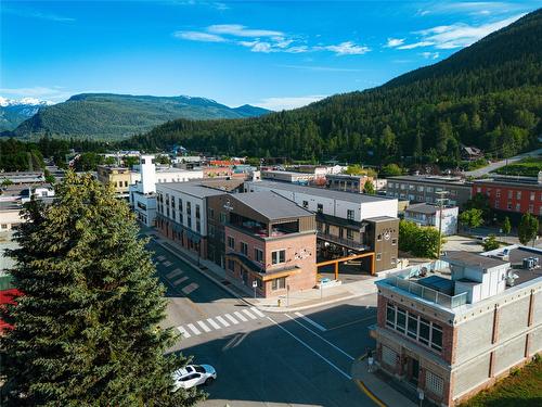 102-112 Second Street, Revelstoke, BC - Outdoor With View