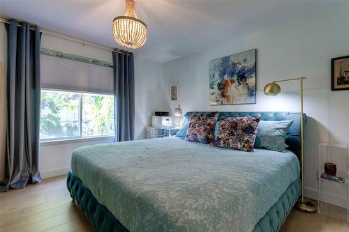 17-2250 Louie Drive, West Kelowna, BC - Indoor Photo Showing Bedroom