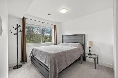 3729 Inverness Road, West Kelowna, BC - Indoor Photo Showing Bedroom