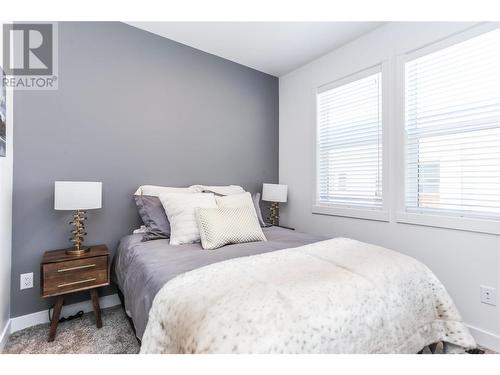 610 Academy Way Unit# 26, Kelowna, BC - Indoor Photo Showing Bedroom