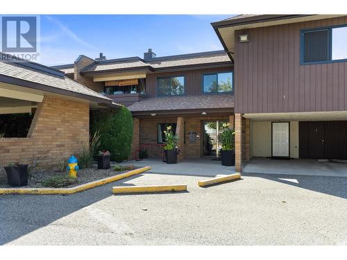 1580 Springfield Road Unit# 201, Kelowna, BC - Outdoor