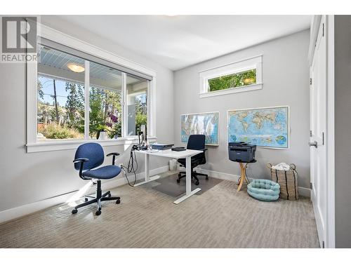 4604 Fordham Road, Kelowna, BC - Indoor Photo Showing Office