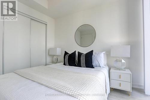 Ph111 - 60 Shuter Street, Toronto, ON - Indoor Photo Showing Bedroom